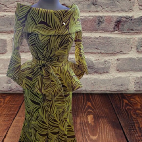 Timeless elegance peplum top and mermaid skirt set  Elevate your wardrobe - Picture 3 of 4